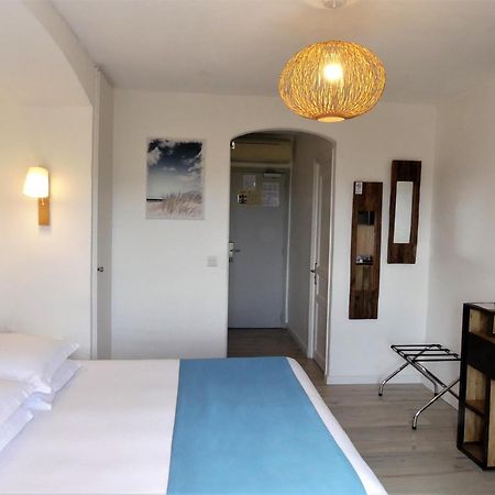 Hotel De La Vierge Noire Sainte-Maxime Zewnętrze zdjęcie